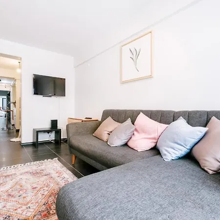Stylish Flat 12 Min To Pera Museum In Sisli Apartmán